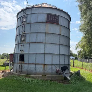 21’ Super Steel Grain Drying Bin(Oak Creek, Wi)
