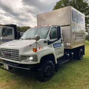 2005 GMC C5500 with Alum-Line Aluminum Dump Box (WI Title in Delay) (Menomonie, WI)