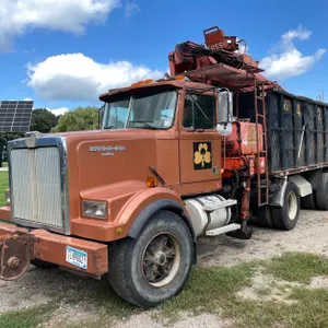 1989 Western Star 4864F Boom Grapple Truck (Title in Delay)(Clarks Grove, MN)