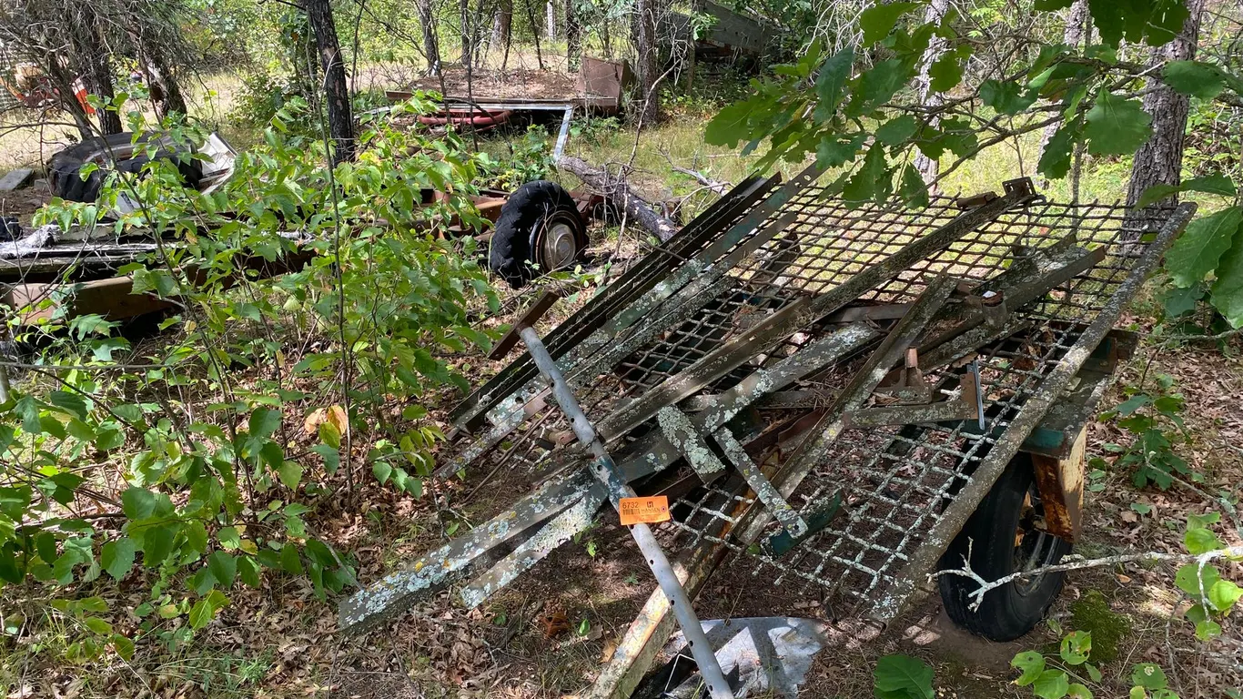 (4) Scrap Trailer Frames & Other Scrap Metal