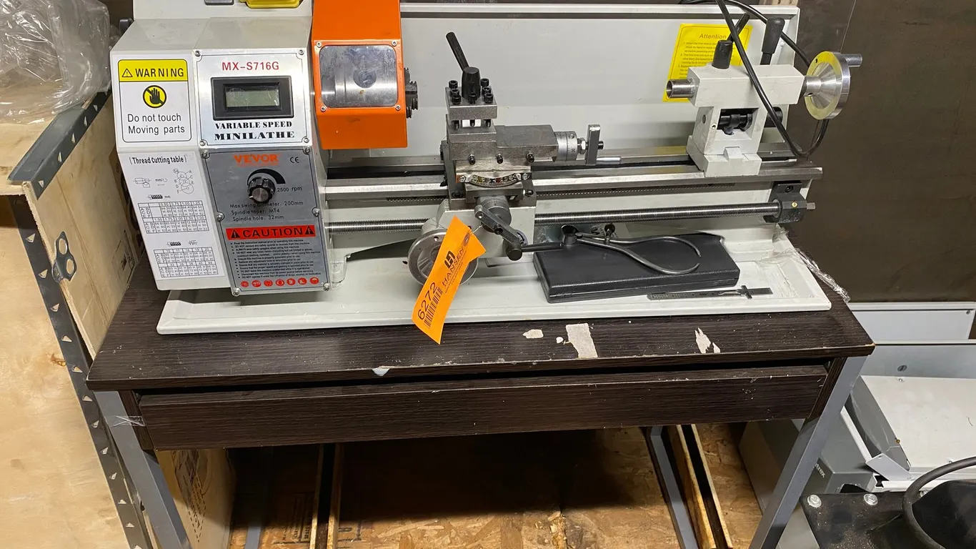 Vevor Variable Speed Mini Lathe