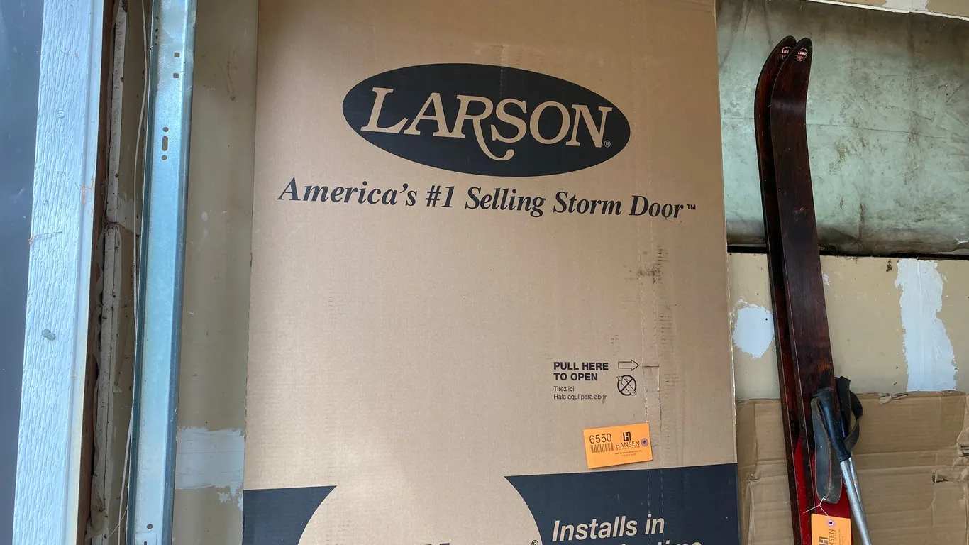 Larson Storm Door
