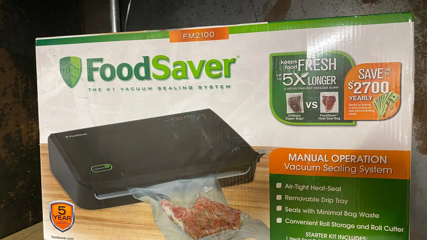 FoodSaver Vacuum Sealer