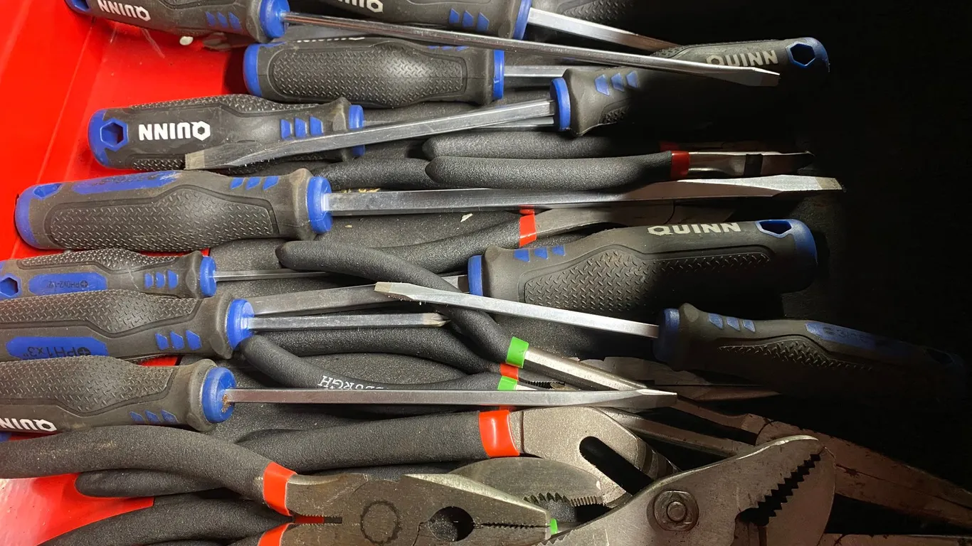 Assortment of Quinn Screwdrivers