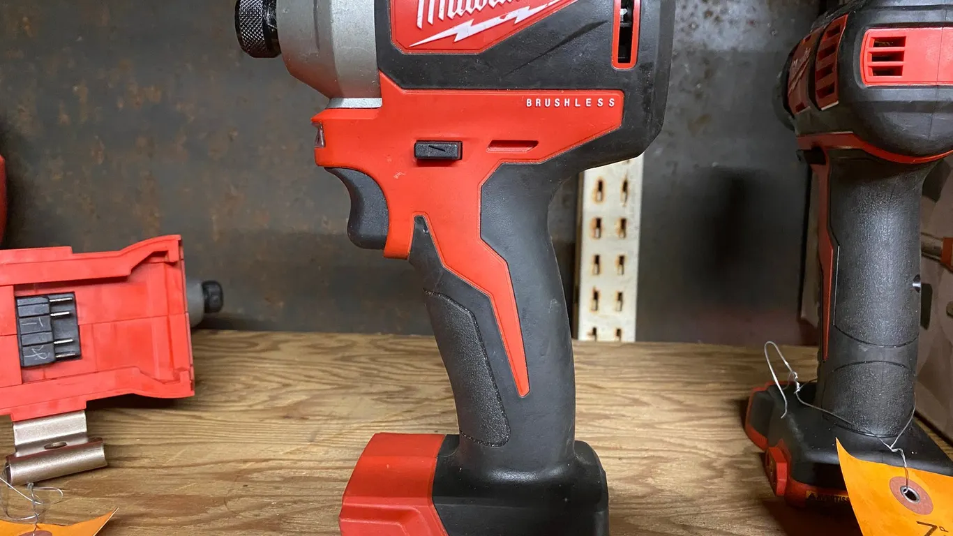 Milwaukee M18 1/4" Hex Impact Driver