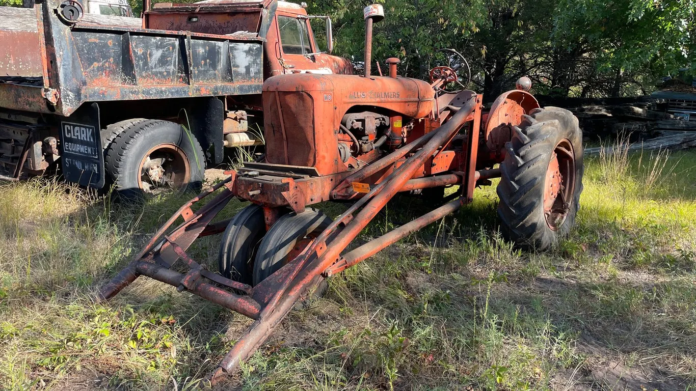 Allis Chalmers WD Tractor