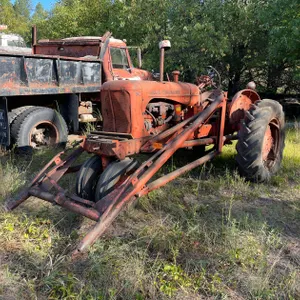 Allis Chalmers WD Tractor
