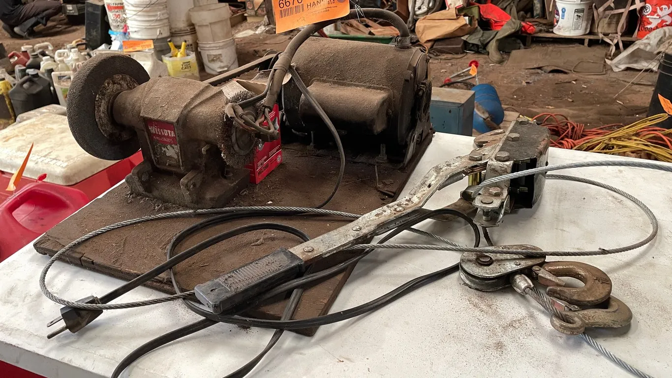 Wissota Bench Grinder