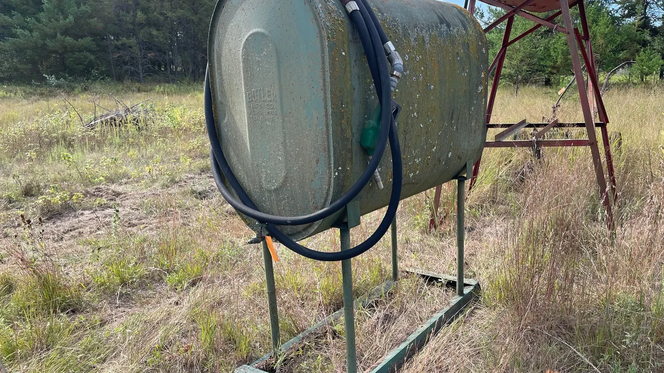 Fuel Tank on Stand