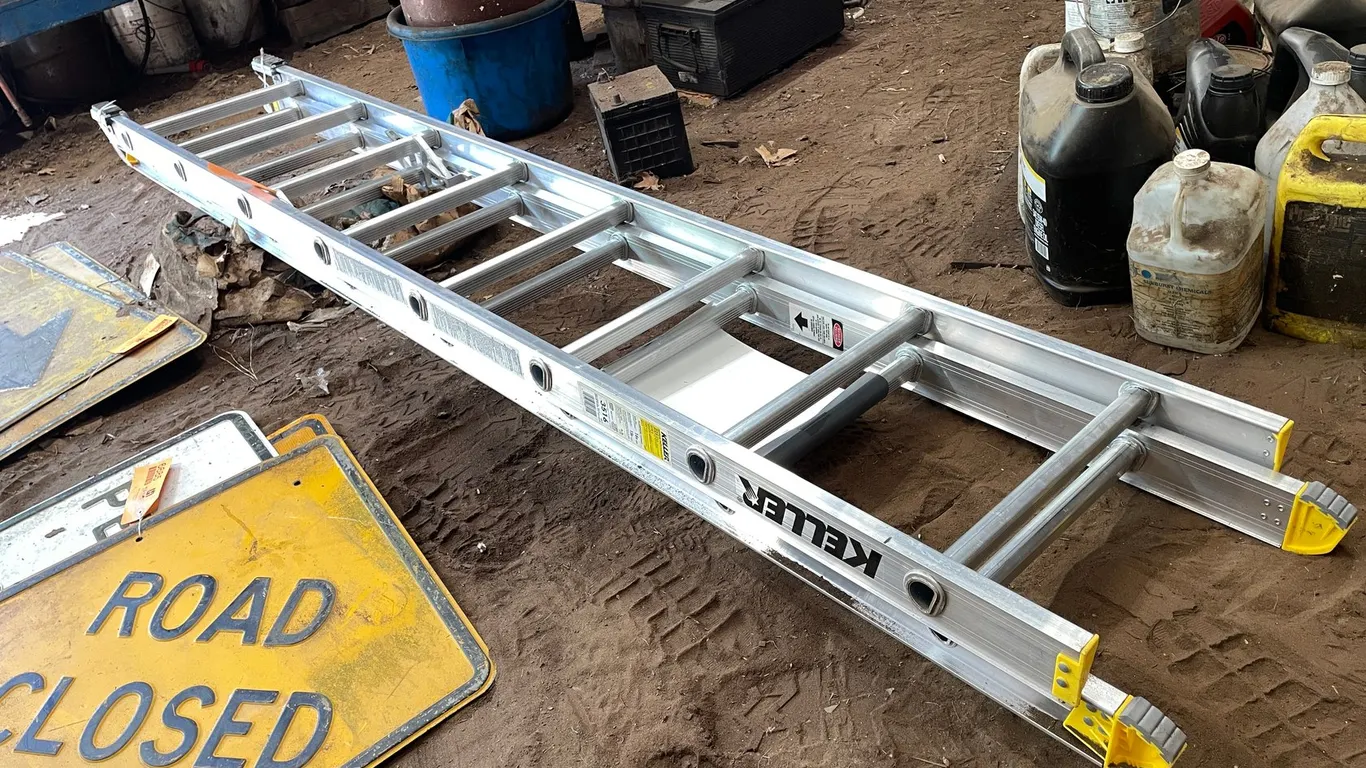 Keller Aluminum Extension Ladder