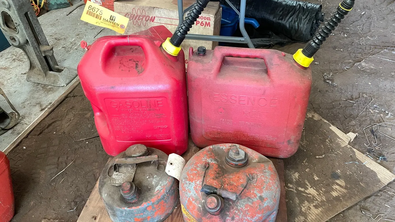 (4) Fuel Cans