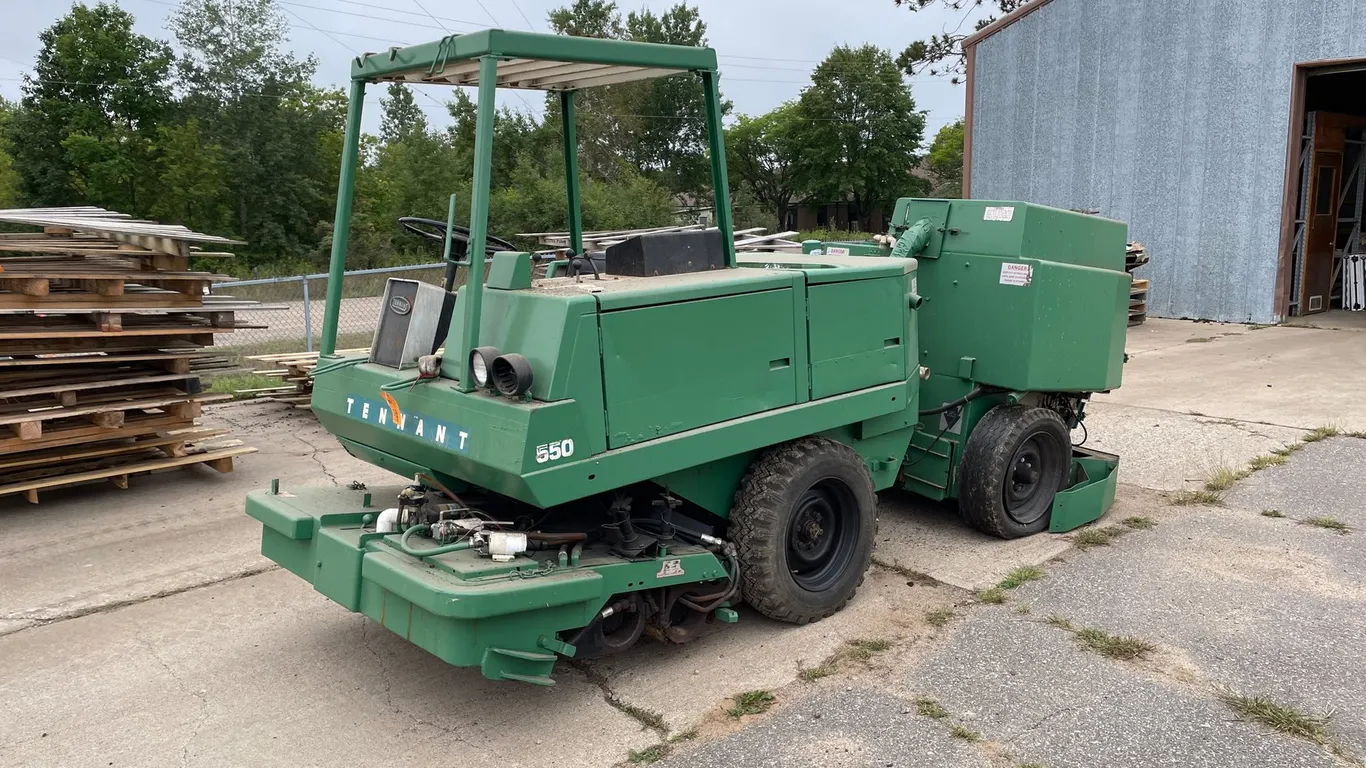 Tennant Power Scrubber