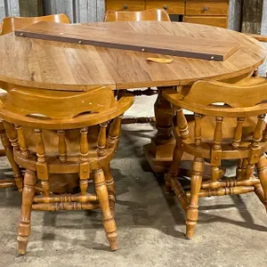 Round Kitchen Table with Chairs