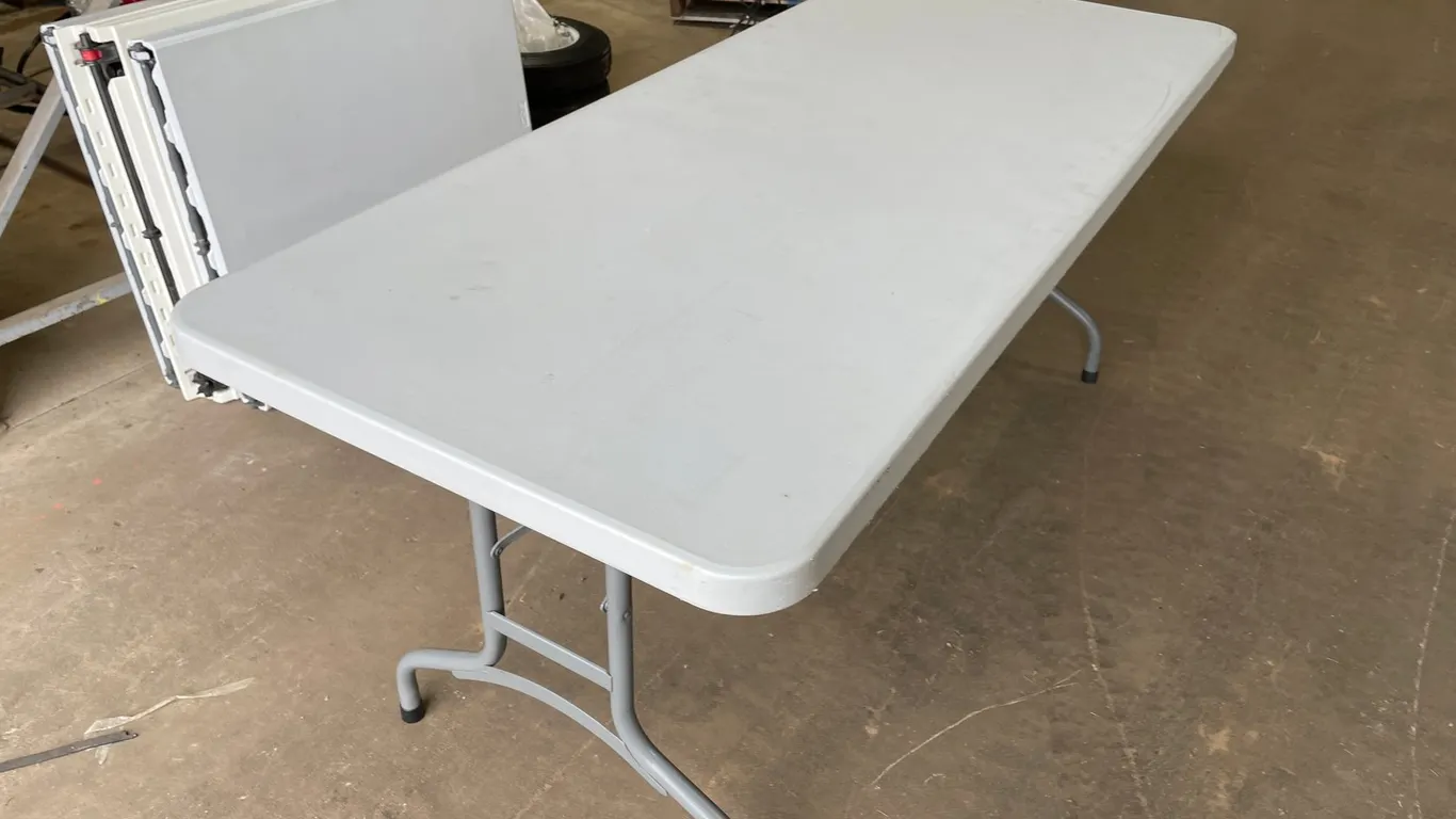 Folding Tables