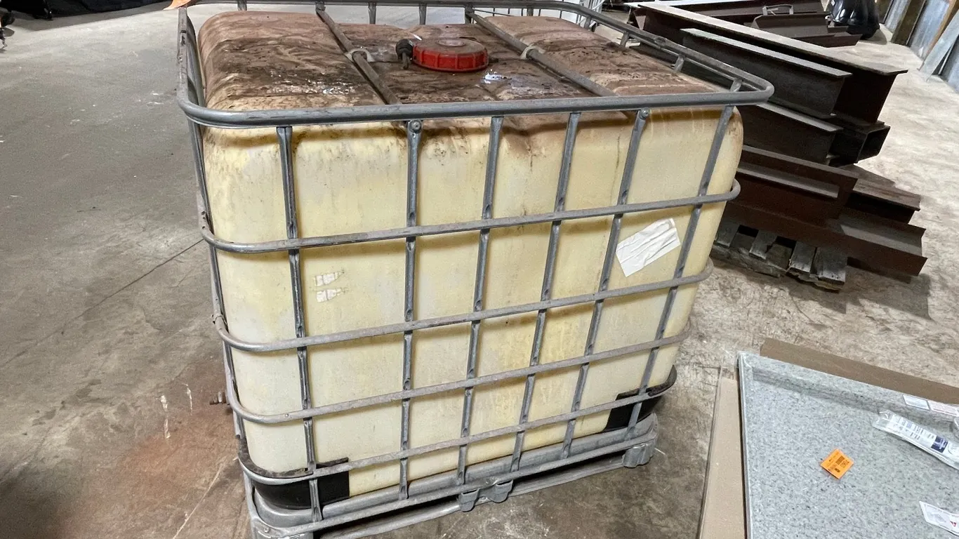 Poly Tote in Cage