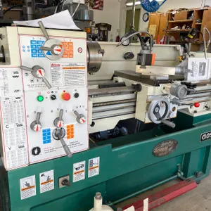 Grizzly  Precision Lathe