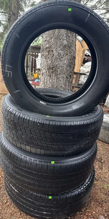 Four UniRoyal Laredo 245/55R19 Tires