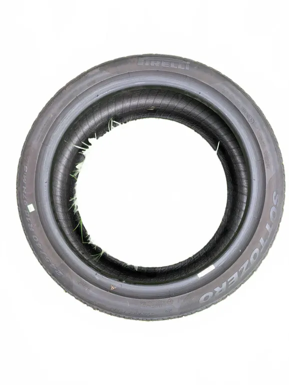 Pirelli Sottozero 245/40 R18 97H Winter Tire