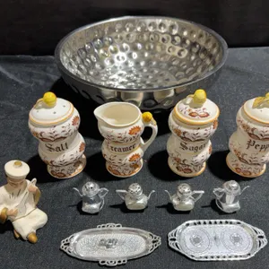 Ceramic Spice Set, Miniature Mt. Rushmore Teapots, Hammered Metal Bowl