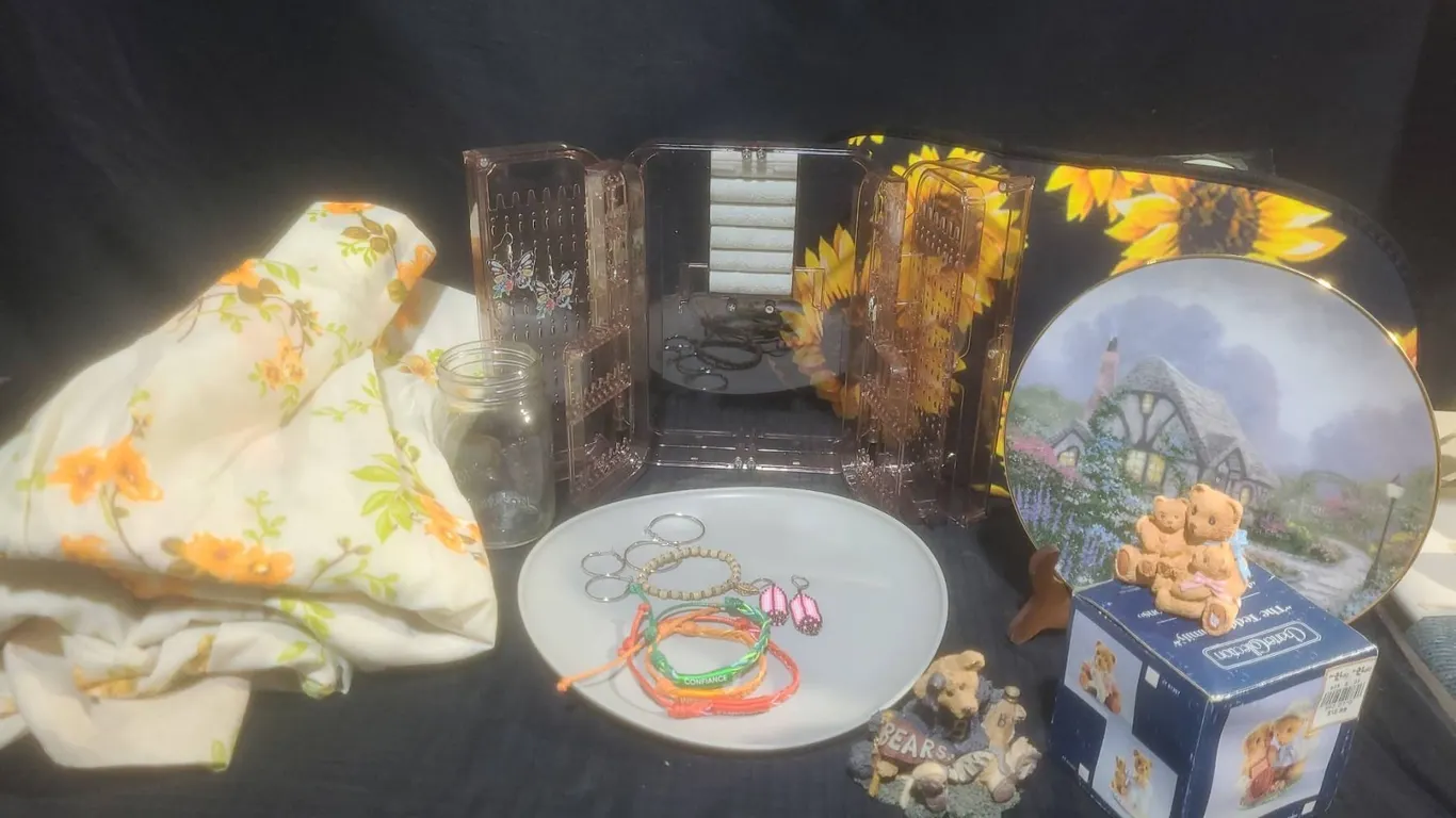 Home Decor Lot: Charter Collection Teddy Bears, and more