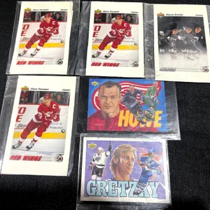 1990 Upper Deck Hockey Card Lot Featuring Yzerman, Gretzky, Howe