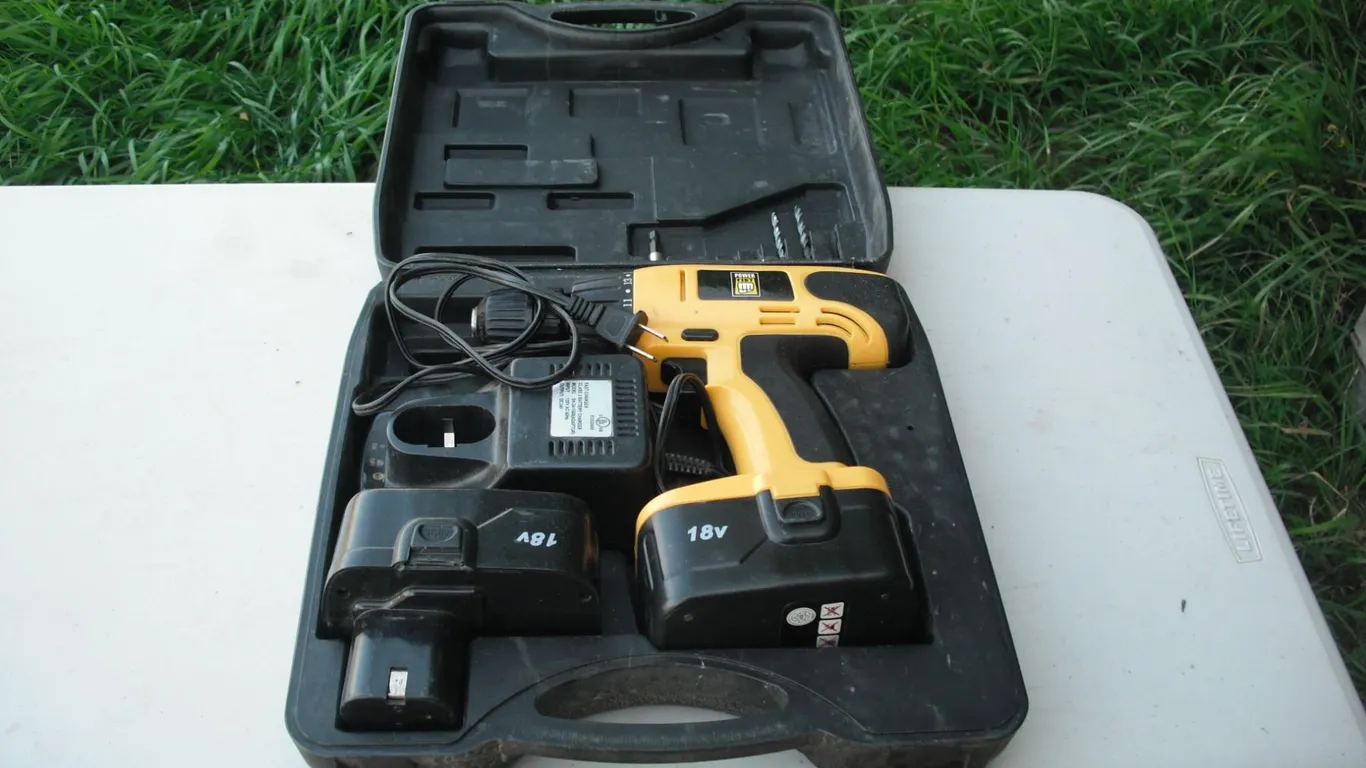 Powerfist cordless drill set with charger and 2 batteries