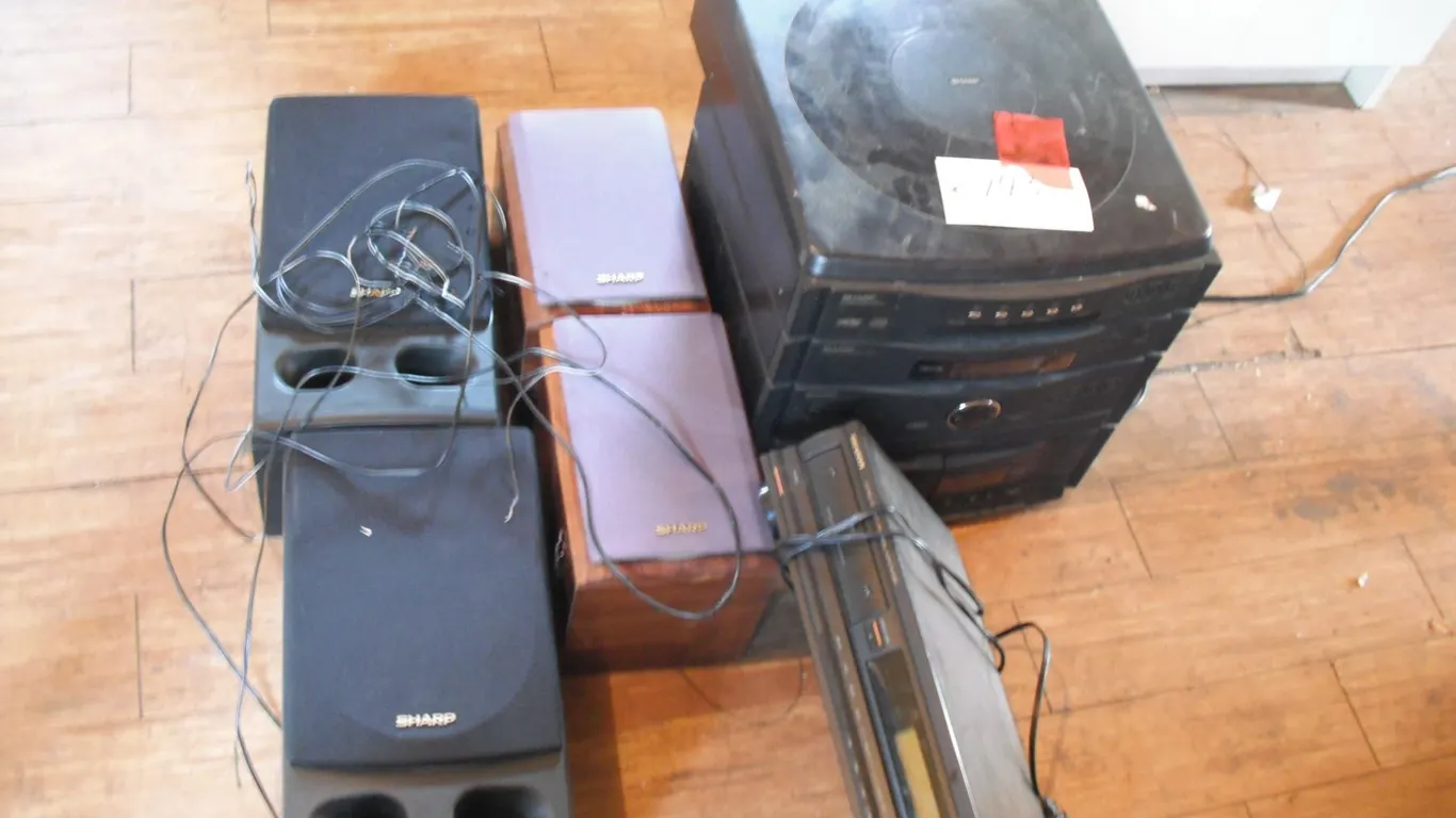 Sharp Radio/5 cd player/ cassette pleyer & Genaxa cd player