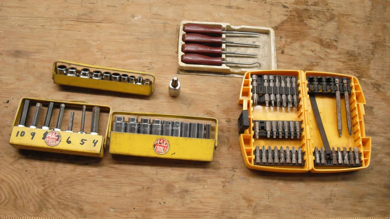 screwdriver bits & other tools (some Mac Tools)