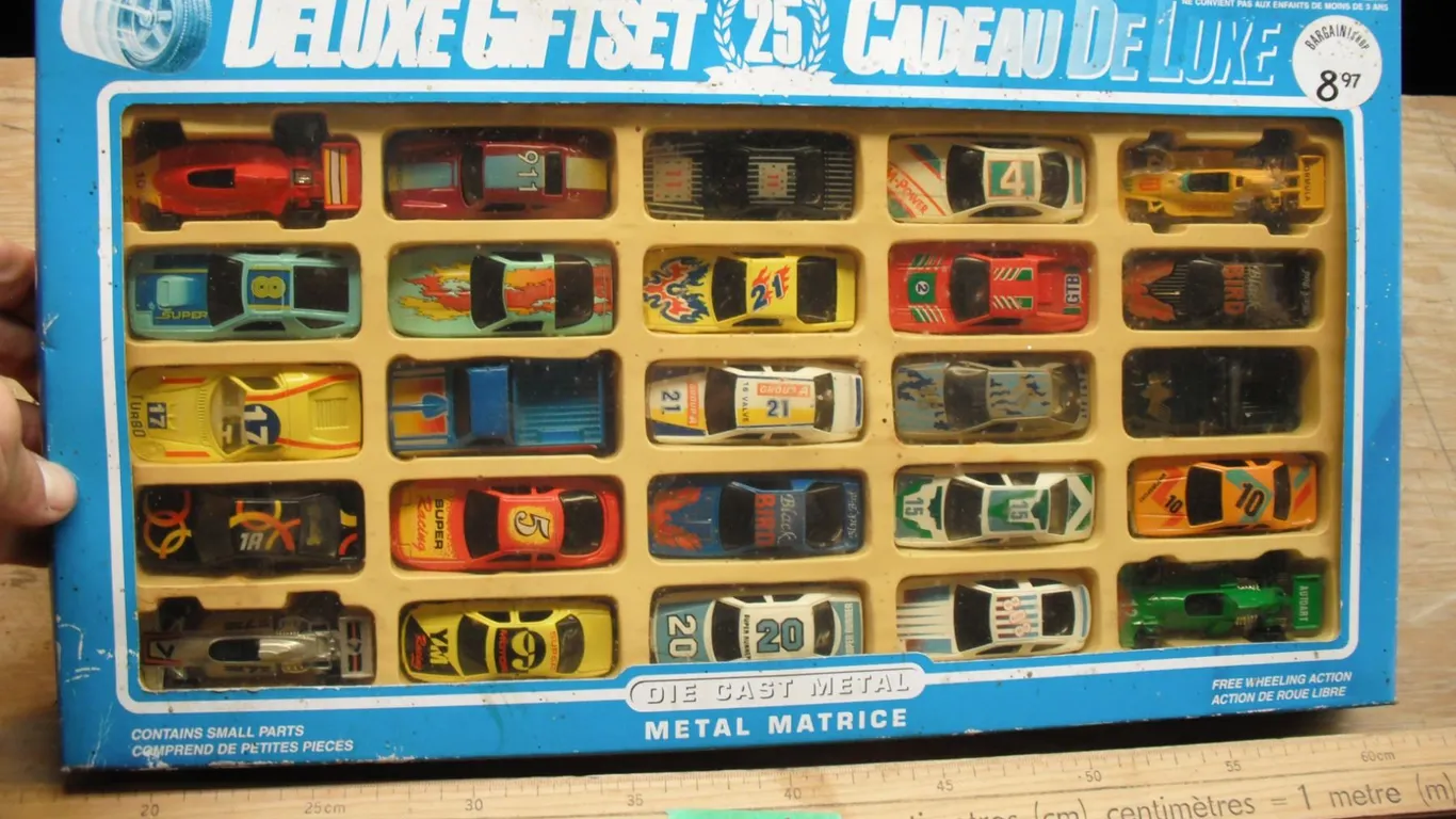 Woolworth 25 diecast metal cars
