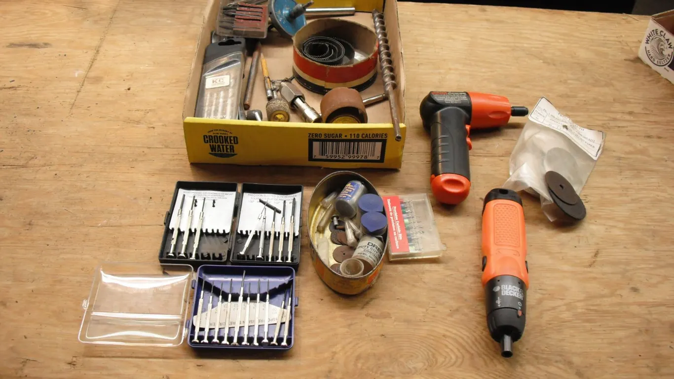 drill bits, dremel bits, B&D cordless screwdrivers, precision screwdrivers, carbide bits, small cut-