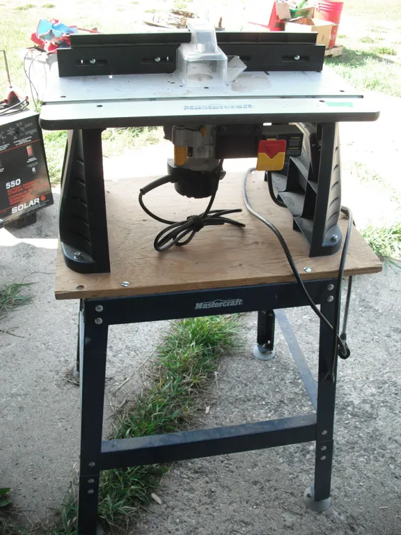 router table with mastercraft router