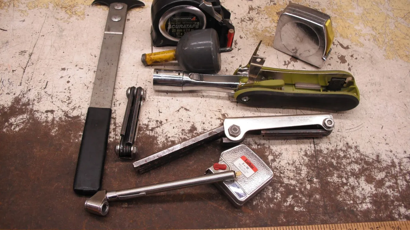 measuring tapes, allen keys, multitool, etc.