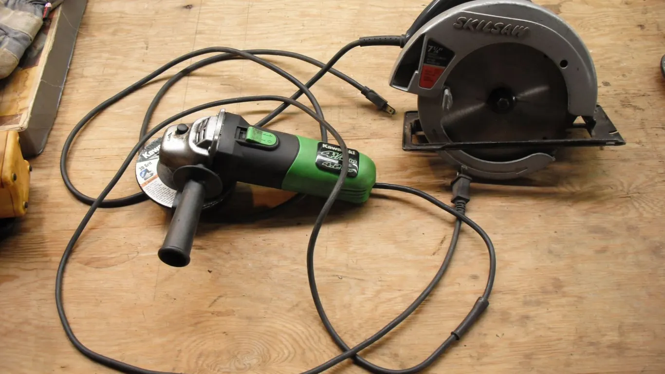 7-1/4" circular saw and Kawasaki 4-1/2" angle grinder