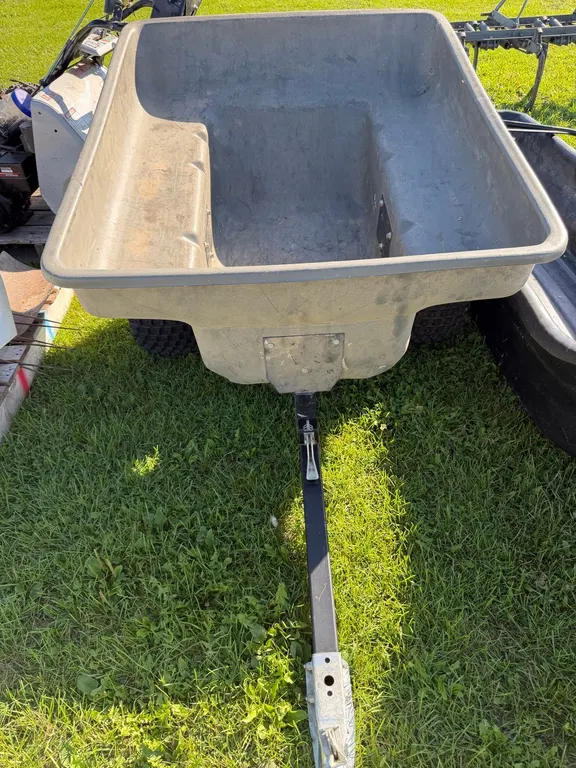 Atv utility trailer (GST 5 % charged)