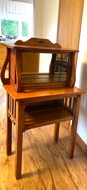 Vintage oak cabinet (GST 5 % charged)