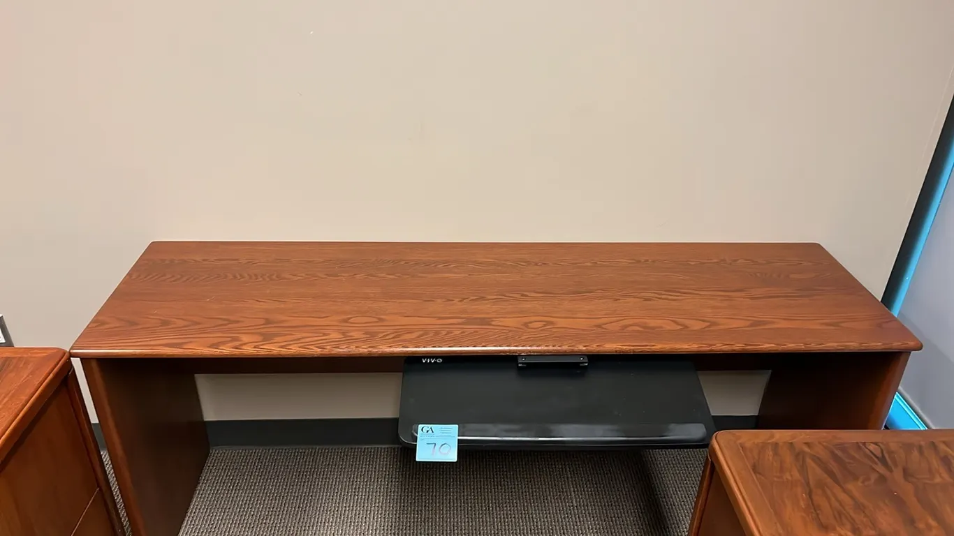 Oak Table, 72” long x20”deep x29” tall, deep oak finish, keyboard tray