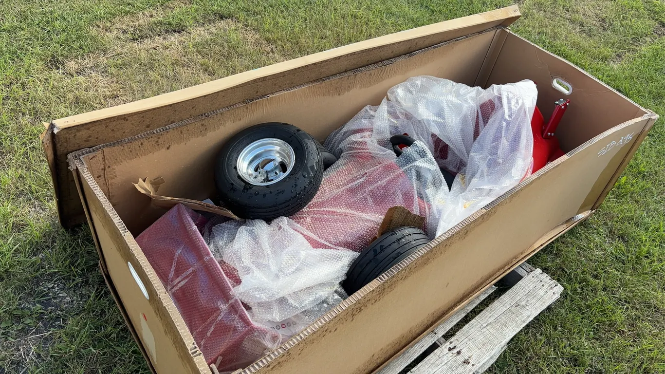 Kids Electric Go Cart in Box *Unreserved*