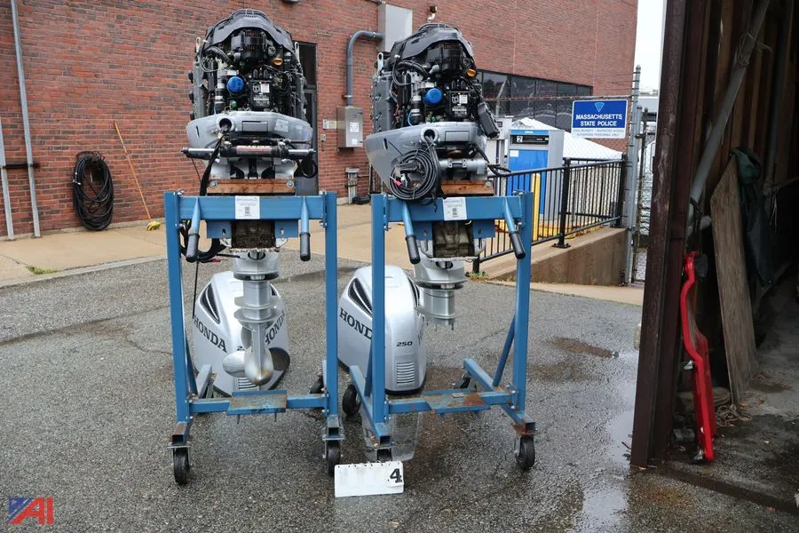 (2) Honda 250HP Outboard Engines