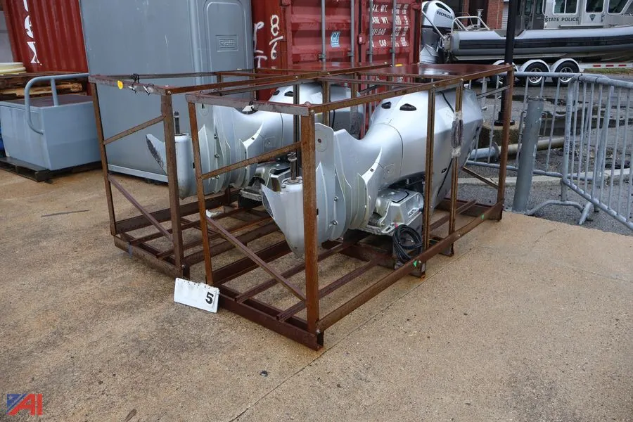 (2) Honda 250HP Outboard Engines
