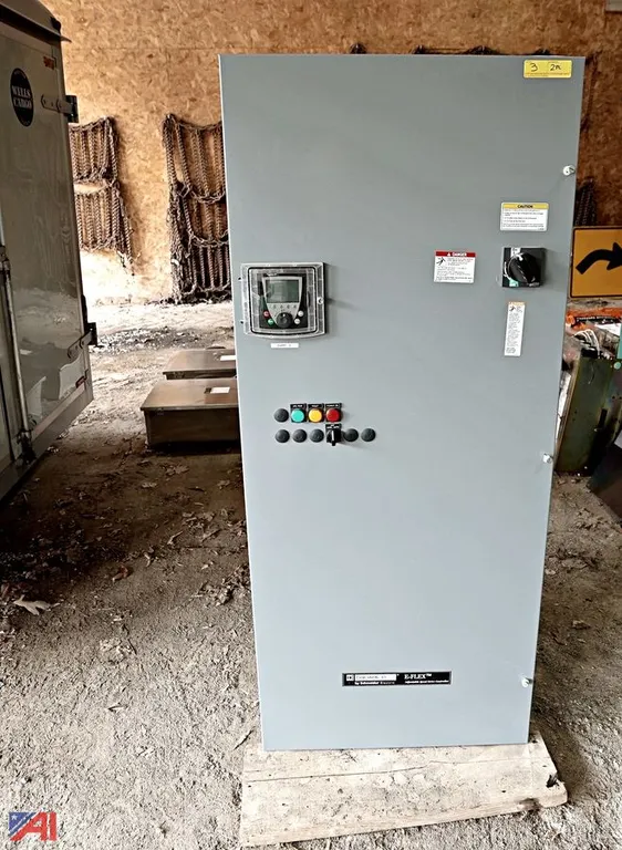 (2) Pc Schneider Electric Altivar 61 VFD Controller System