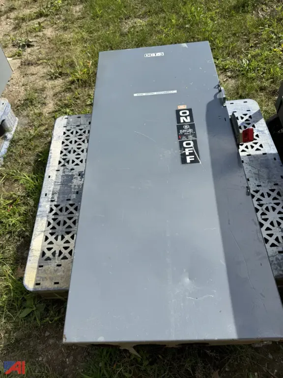 GE Heavy Duty Safety Switch