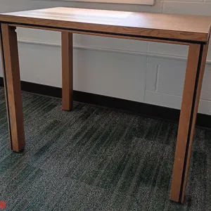 Small Desk/Table