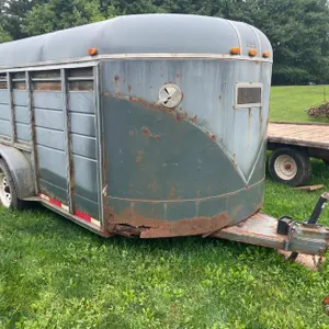 Tandem Axle Stock Trailer