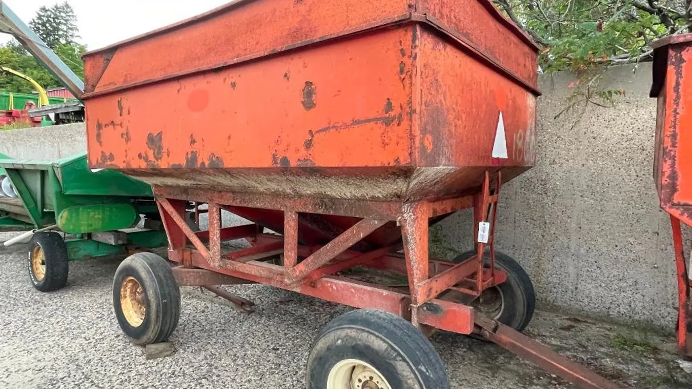 J&M 250 Gravity Box and Gear