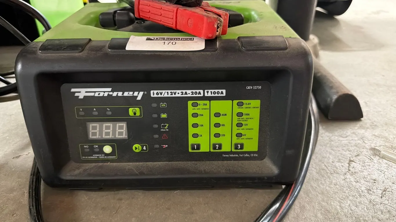 FORNEY BATTERY CHARGER
