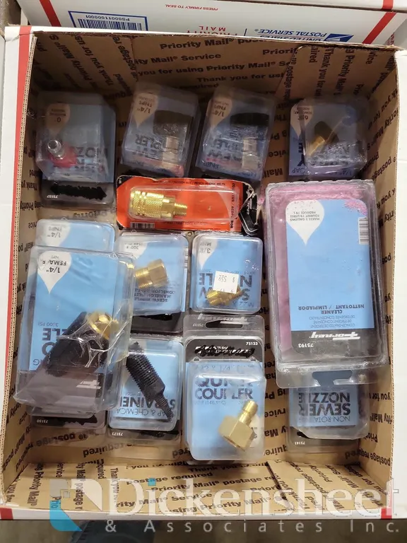 LOT OF SPRAY NOZZLES, QUICK COUPLER & BRASS NIPPLES