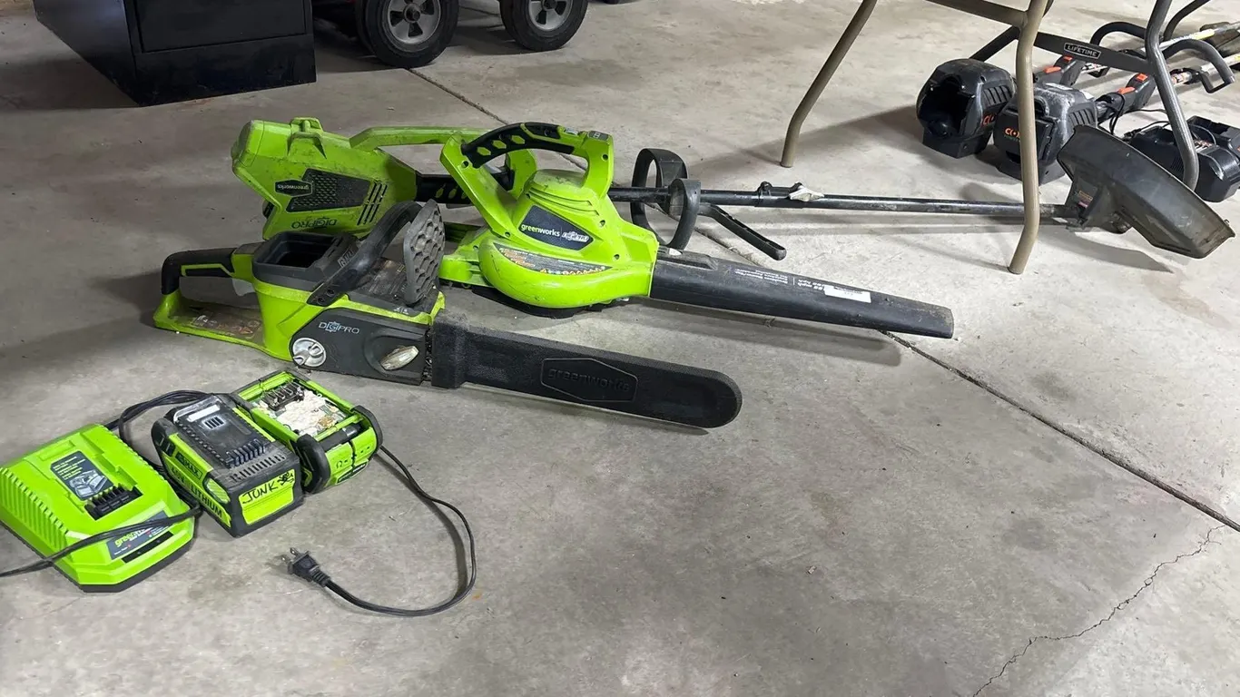 GREEN WORKS 40 VOLT POWER TOOLS