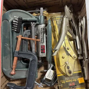 LOT OF ASSORTED CLAMPS
