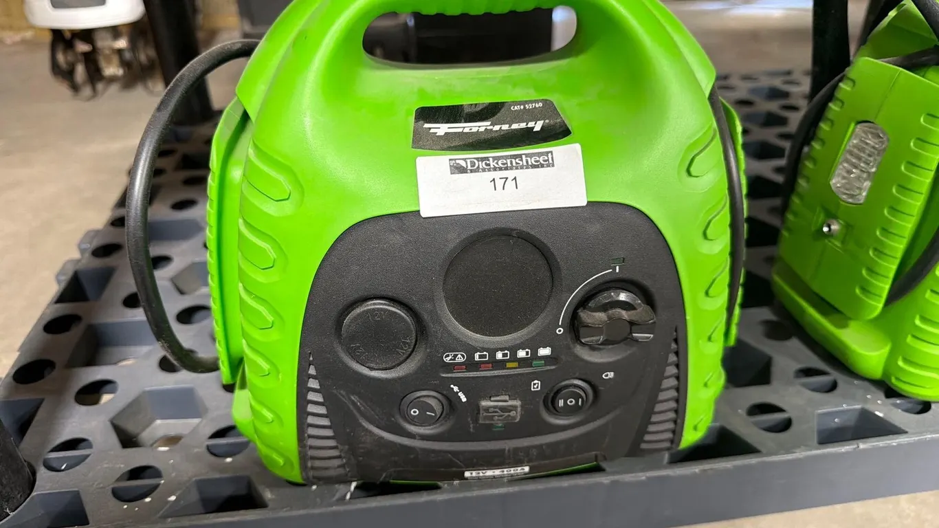 FORNEY JUMP START & AIR COMPRESSOR