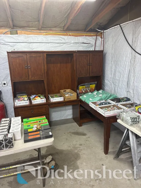 4-DRAWER, 2-CABINET L-SHAPE DESK